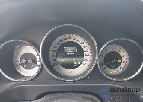 2014 Mercedes-Benz E 350 z USA, uszkodzony, nr VIN WDDHF5KB2EB030101